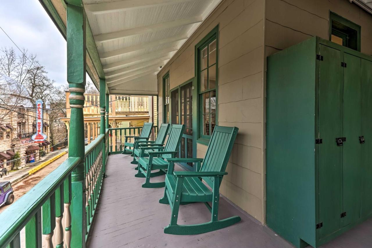 Cozy Eureka Springs Cottage, Walk To Dtwn! 外观 照片